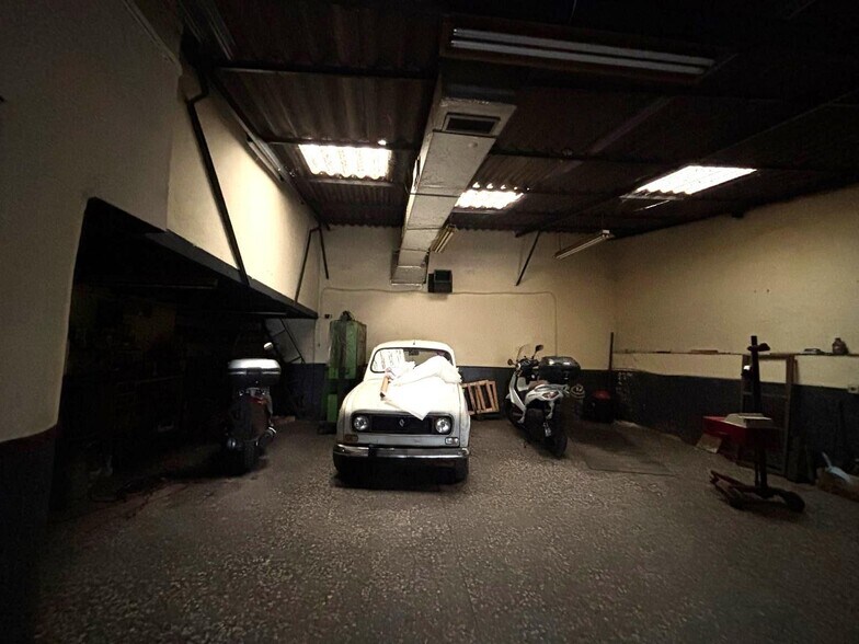 Commerce de détail dans Cáceres, Cáceres à vendre - Photo du bâtiment - Image 3 de 18