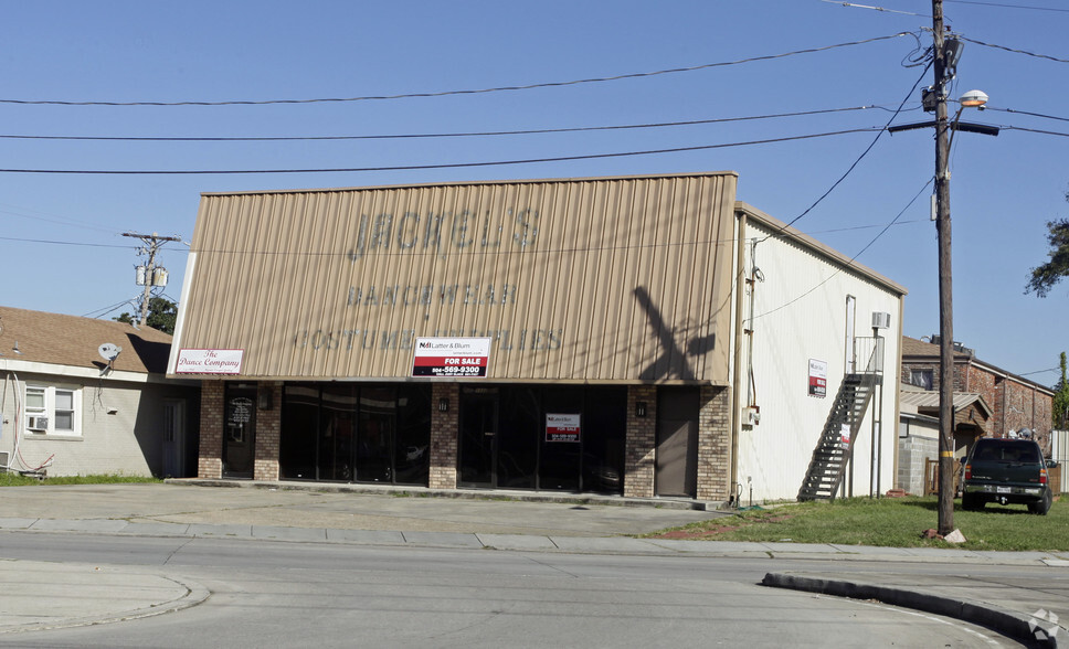 1330-1332 Stumpf Blvd, Gretna, LA for sale - Primary Photo - Image 1 of 1