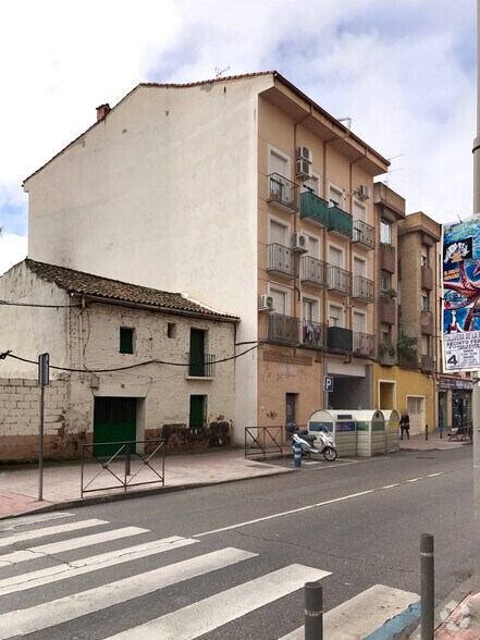 Immeuble residentiel dans Talavera de la Reina, Toledo à vendre - Photo du bâtiment - Image 2 de 2