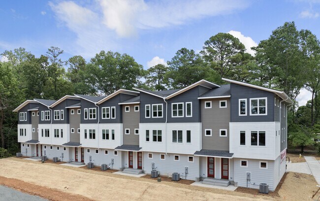More details for 4204 Reavis Rd, Raleigh, NC - Multifamily for Sale