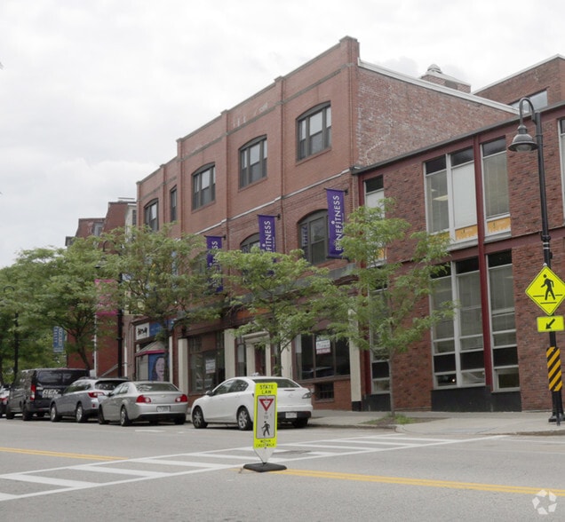 60-64 Harvard St, Brookline, MA for lease - Building Photo - Image 2 of 8