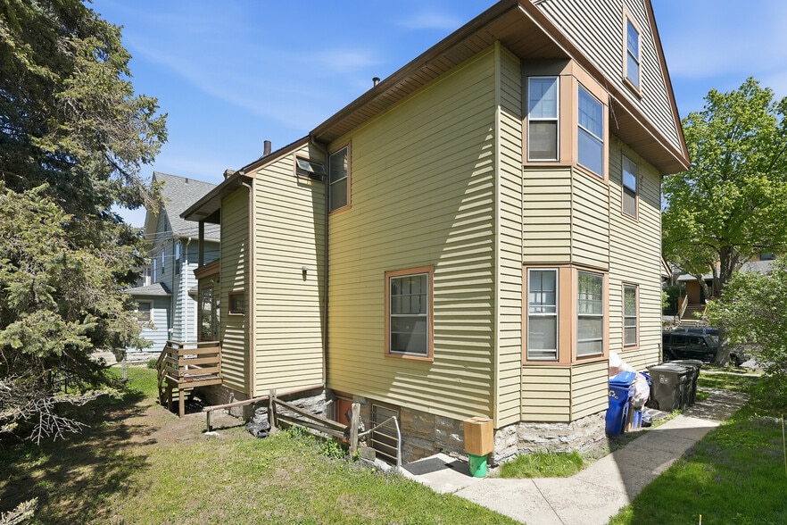 389 Maple St, Saint Paul, MN à vendre - Photo du bâtiment - Image 3 de 14