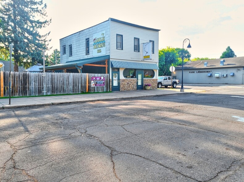 1828 Iowa Ave, Superior, WI for sale - Building Photo - Image 1 of 12