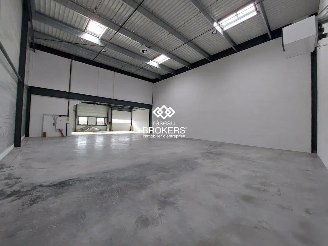 Bureau dans Corbeil-Essonnes à louer Photo du bâtiment- Image 1 de 15