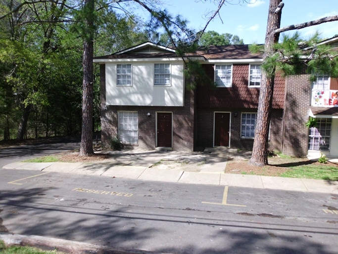 150 Woody Dr, Jackson, MS à vendre - Photo principale - Image 1 de 1