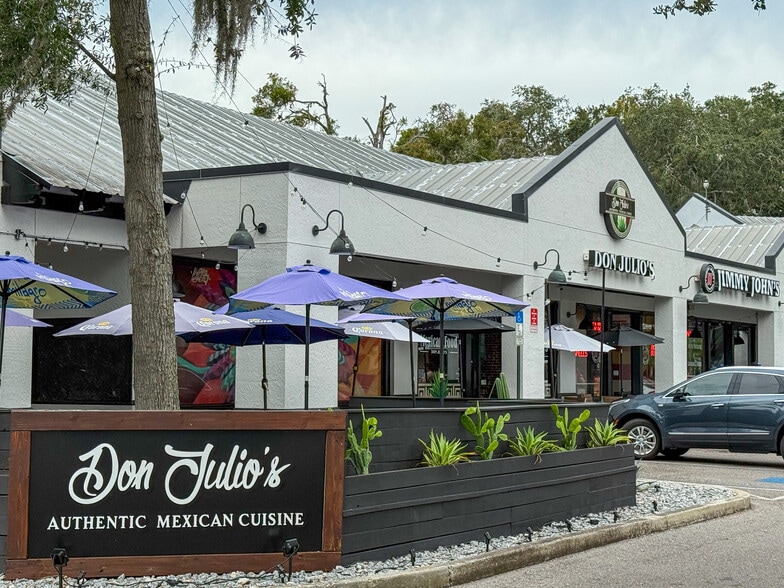 2814 E Bearss Ave, Tampa, FL for lease - Building Photo - Image 2 of 2