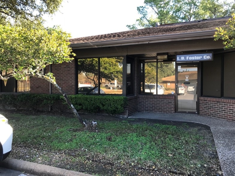 7015 W Tidwell Rd, Houston, TX for sale - Building Photo - Image 3 of 12