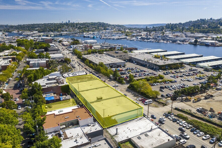 5415 Ballard Ave NW, Seattle, WA à vendre - Photo du bâtiment - Image 3 de 3
