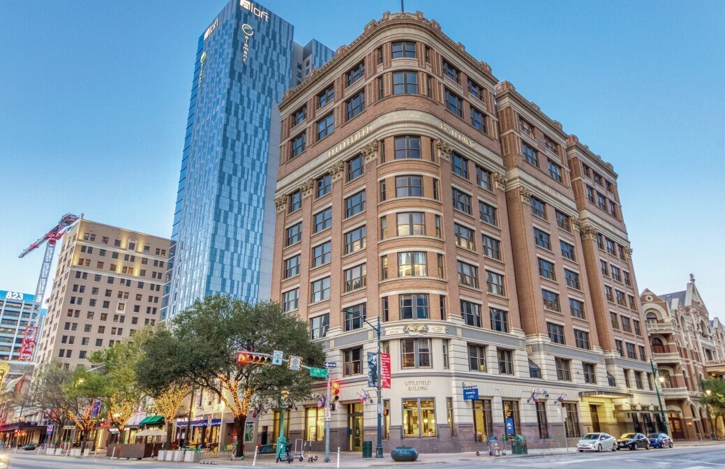 601 Congress St, Austin, TX à louer Photo du bâtiment- Image 1 de 9