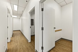 12905 Rue Sherbrooke E, Montréal, QC à louer Photo intérieure- Image 2 de 8