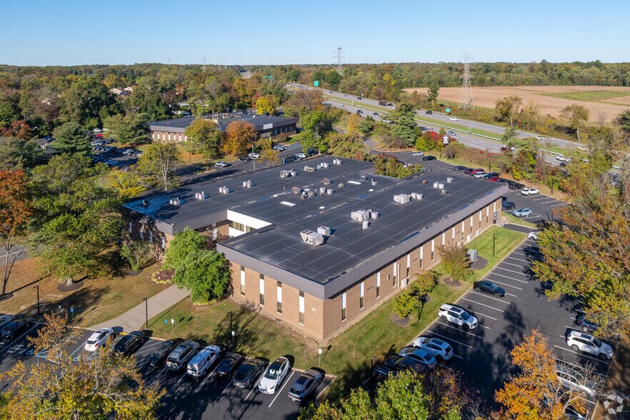 3131 Princeton Pike, Lawrenceville, NJ à louer - Photo du bâtiment - Image 2 de 20