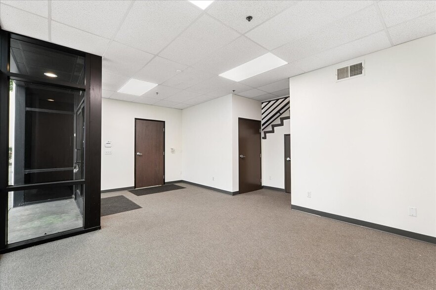 5047-5057 N Walnut Grove Ave, Rosemead, CA for sale - Building Photo - Image 3 of 8