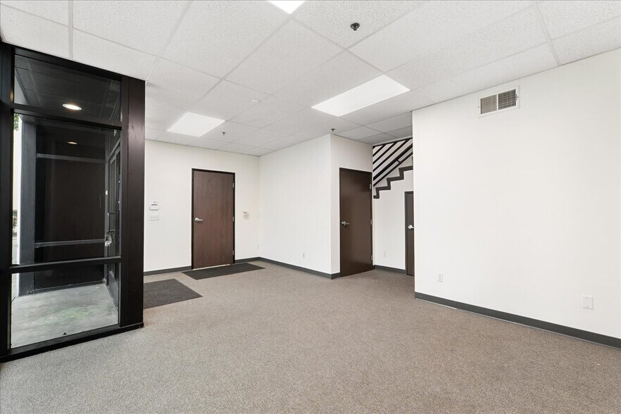 5047-5057 N Walnut Grove Ave, Rosemead, CA à vendre - Photo du bâtiment - Image 3 de 8