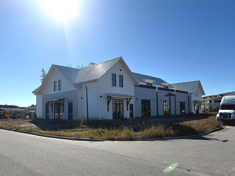 Foxbank Professional Park, Moncks Corner, SC for lease - Building Photo - Image 2 of 6