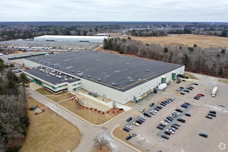 300 Constitution Dr, Taunton, MA à louer - Aérien - Image 2 de 2