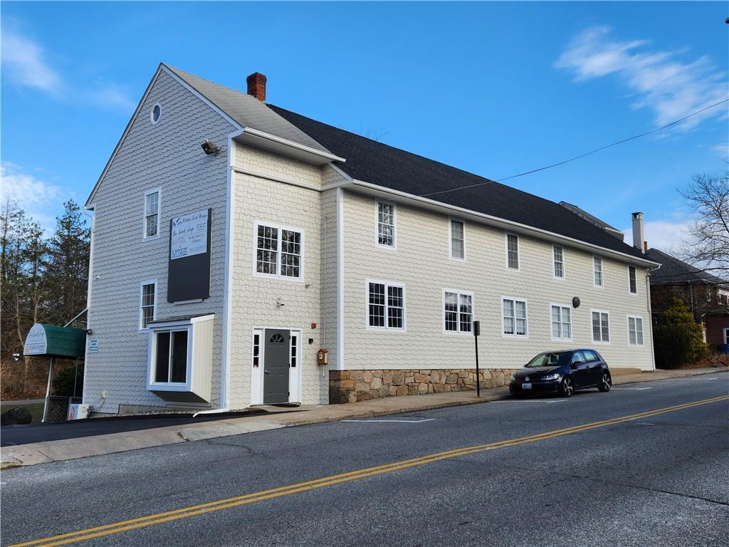 213 Robinson St, South Kingstown, RI for lease Building Photo- Image 1 of 6