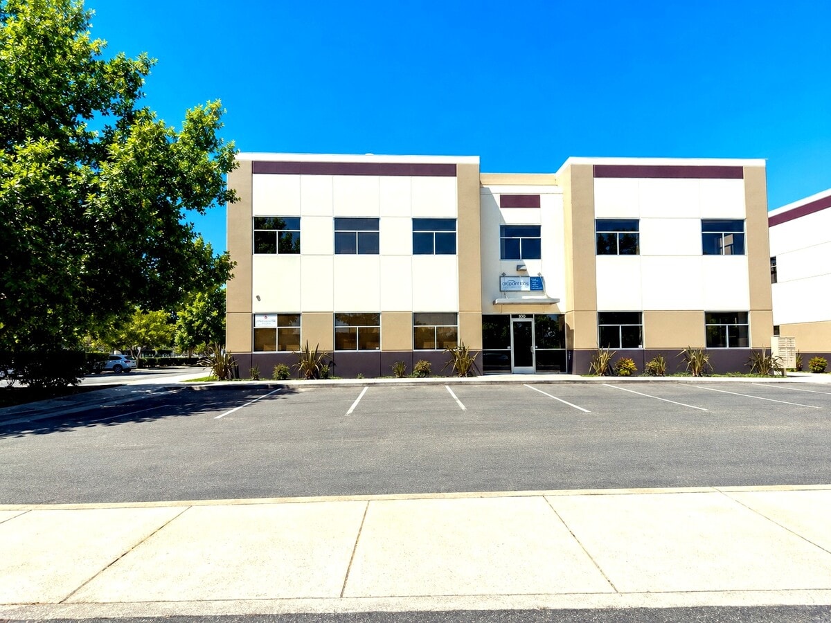 405 Boulder Ct, Pleasanton, CA 94566 - Unit 100 -  - Interior Photo - Image 1 of 3