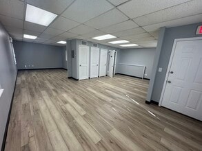 550 Balmoral Cir N, Jacksonville, FL à louer Photo intérieure- Image 1 de 12