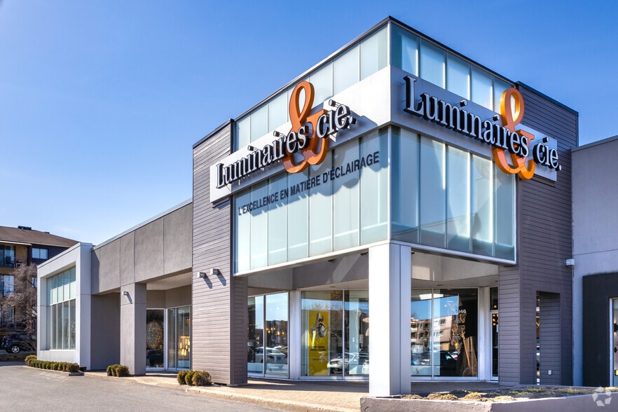 1946-1990 Boul Le Corbusier, Laval, QC à louer - Photo du bâtiment - Image 3 de 7