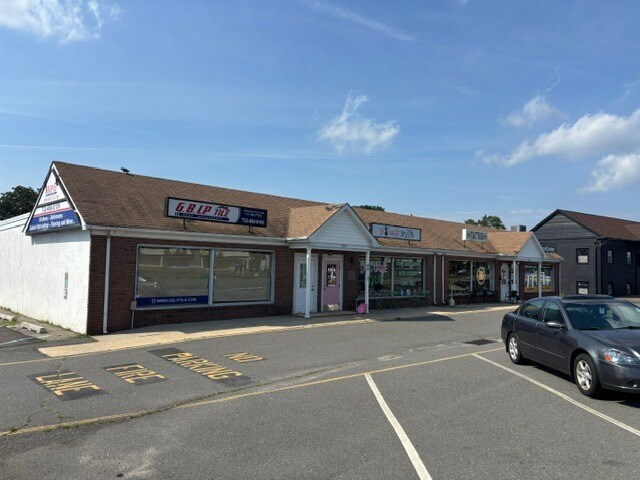 508-510 Brick Blvd, Brick, NJ à louer - Photo du bâtiment - Image 2 de 2