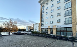 Plus de détails pour 9 Higham Mews, Northolt - Commerce de détail à vendre