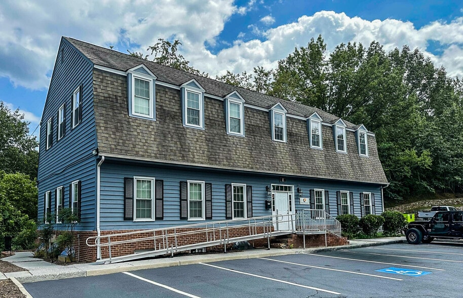 3243 Electric Rd, Roanoke, VA for sale - Building Photo - Image 2 of 4