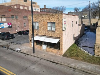 More details for 415 S Farwell St, Eau Claire, WI - Retail for Lease