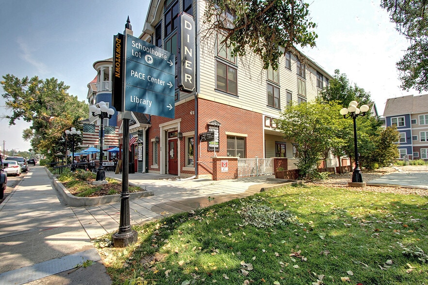 11020 S Pikes Peak Dr, Parker, CO for sale - Building Photo - Image 2 of 4