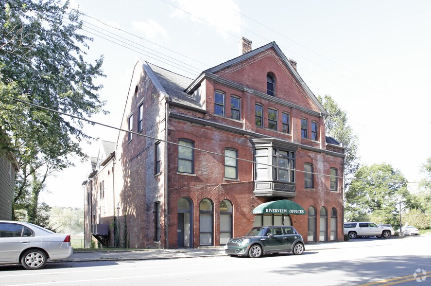 2943 Riverside Dr, Cincinnati, OH à vendre - Photo du bâtiment - Image 3 de 15