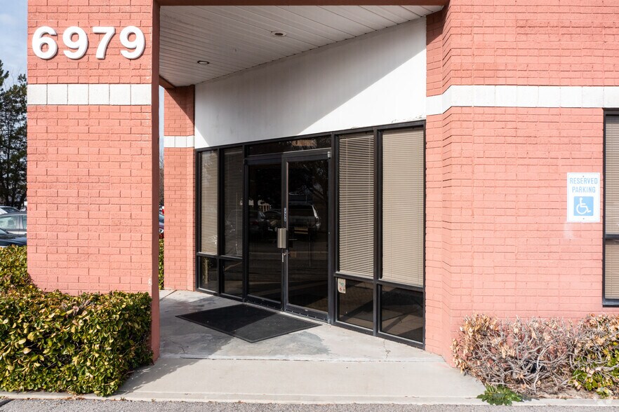 6967-6979 S High Tech Dr, Midvale, UT à louer - Photo du bâtiment - Image 2 de 5