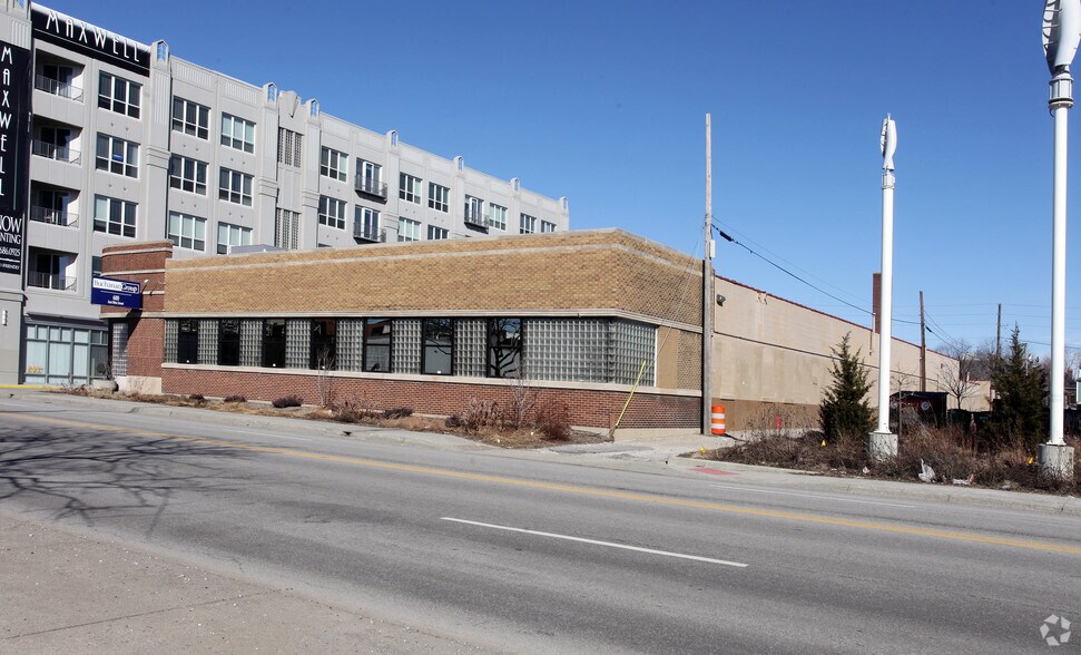 600 E Ohio St, Indianapolis, IN à louer - Photo du bâtiment - Image 3 de 9