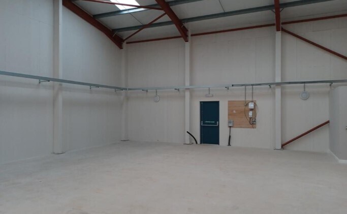 London Rd, Whimple for lease Interior Photo- Image 1 of 1