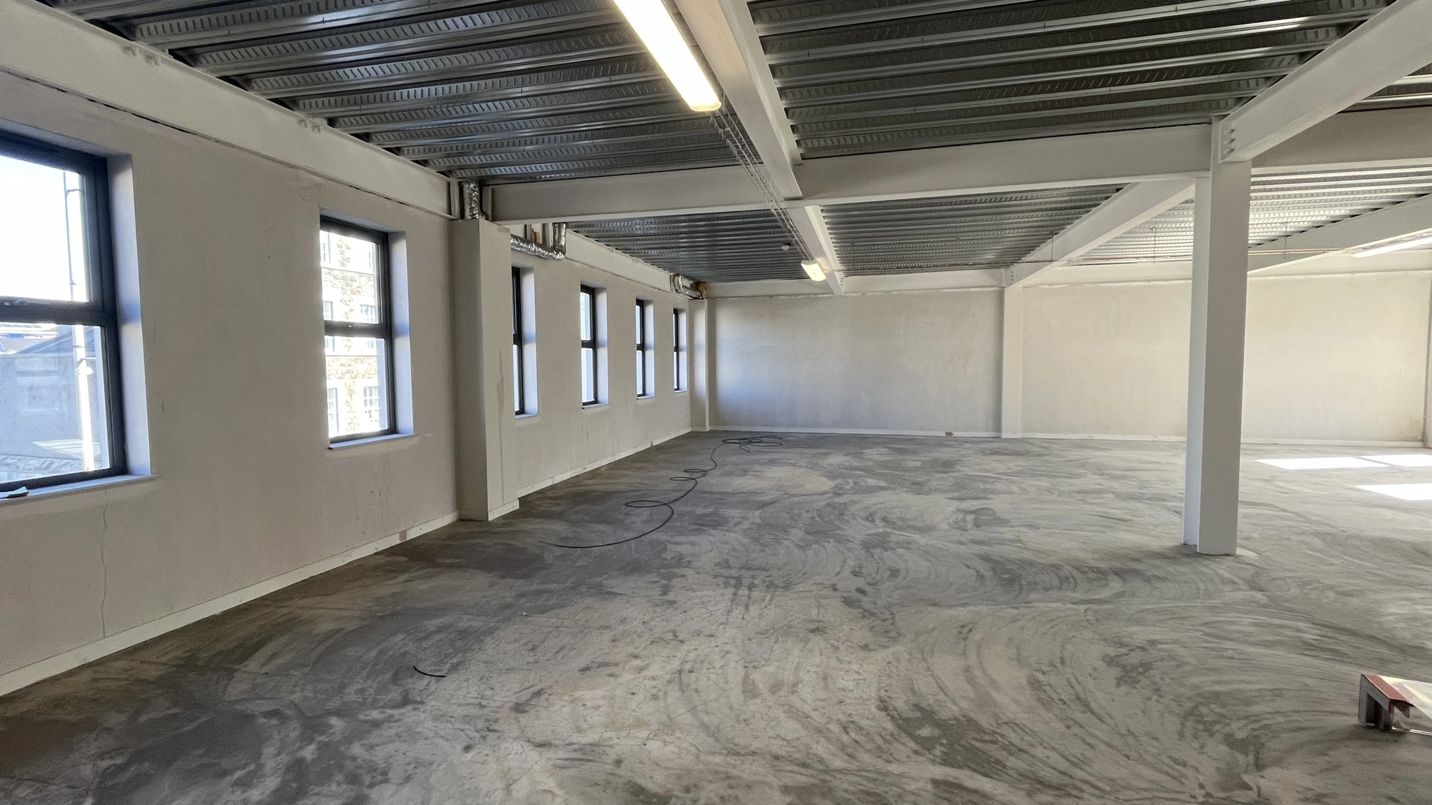 75-77 Wellington St, Ballymena for lease Interior Photo- Image 1 of 3