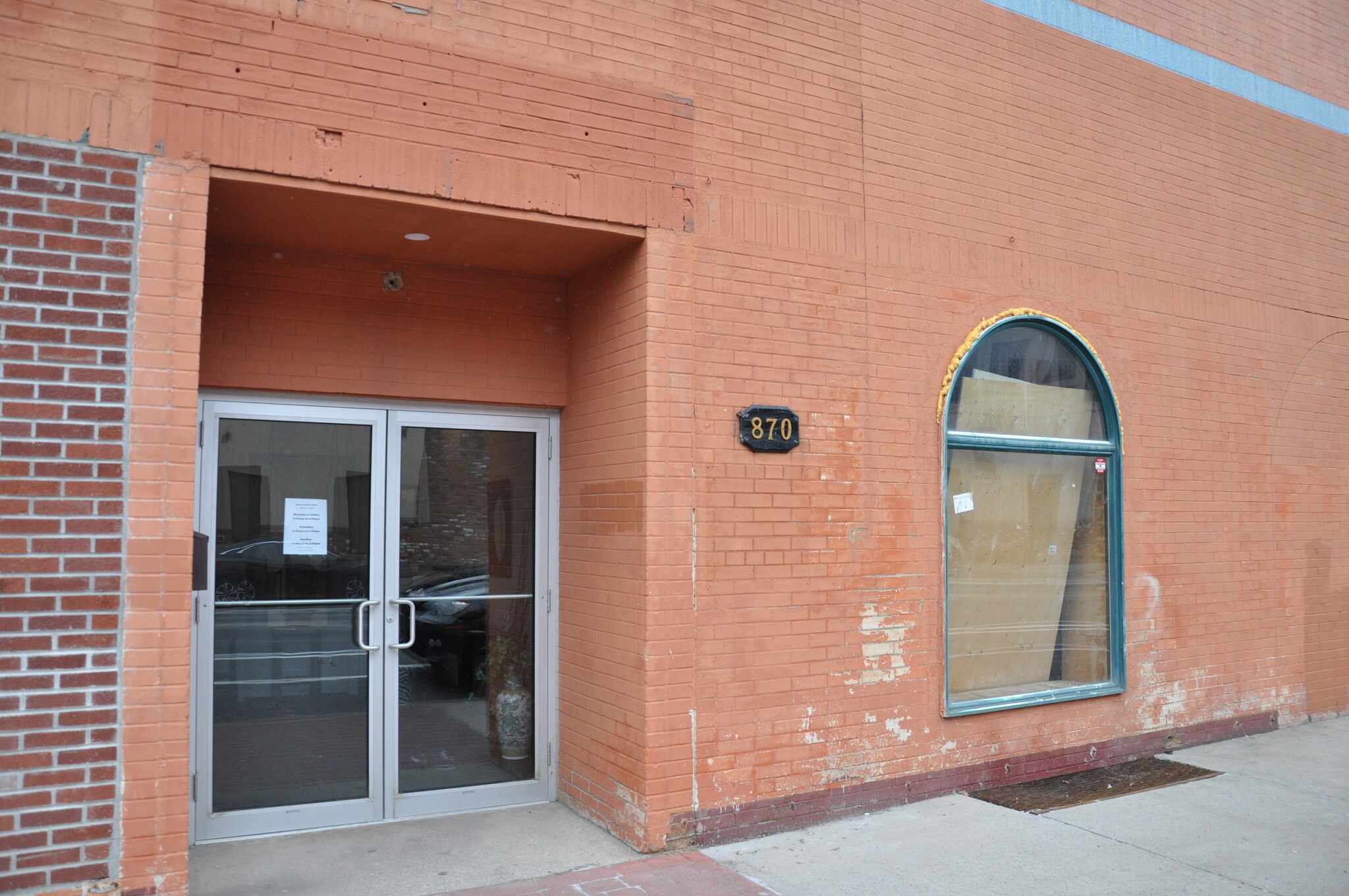 870 Ottawa St, Windsor, ON à vendre Autre- Image 1 de 1