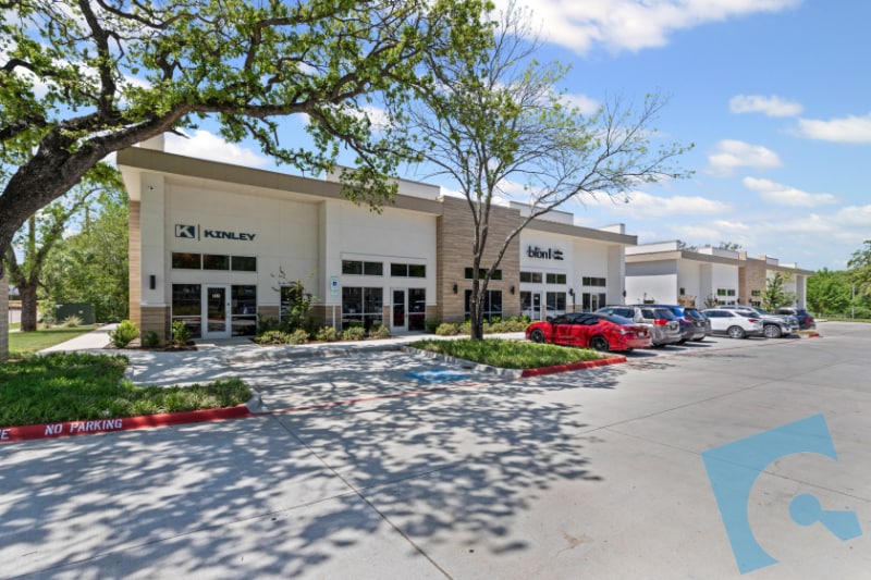 1802 W Pleasant Ridge Rd, Arlington, TX for sale - Building Photo - Image 2 of 22