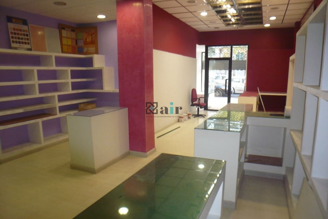 Retail in Logroño, La Rioja for lease Interior Photo- Image 1 of 6