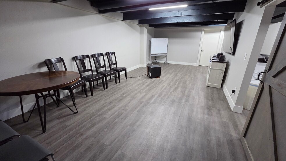 1601 E 17th St, Idaho Falls, ID for lease - Building Photo - Image 3 of 11