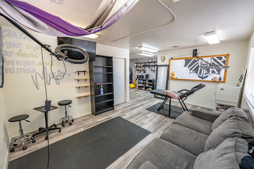 4120 AZ-68, Golden Valley, AZ à vendre - Photo du bâtiment - Image 3 de 28