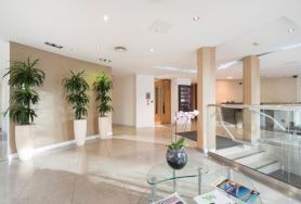 1 Vincent Sq, London for sale - Interior Photo - Image 3 of 16