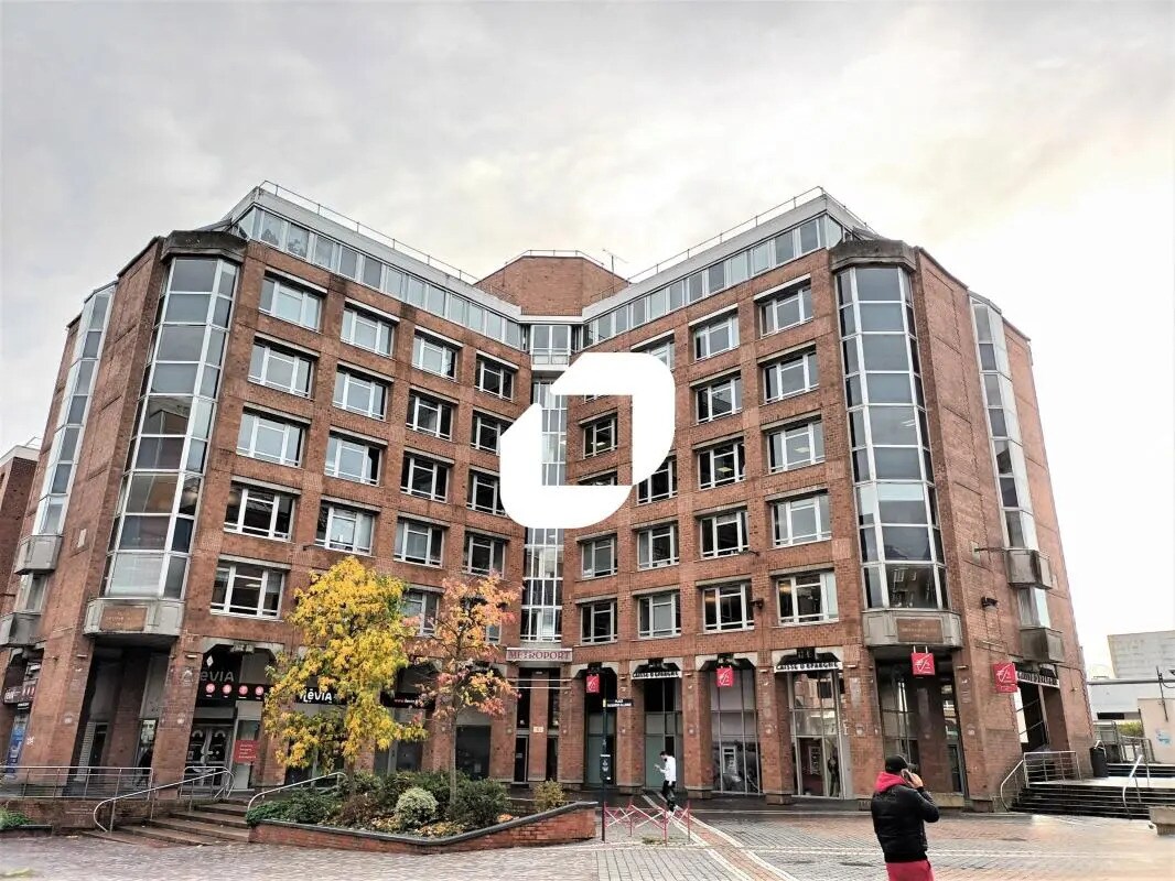 10 Place Salvador Allende, Villeneuve-d'Ascq à louer Photo du bâtiment- Image 1 de 13