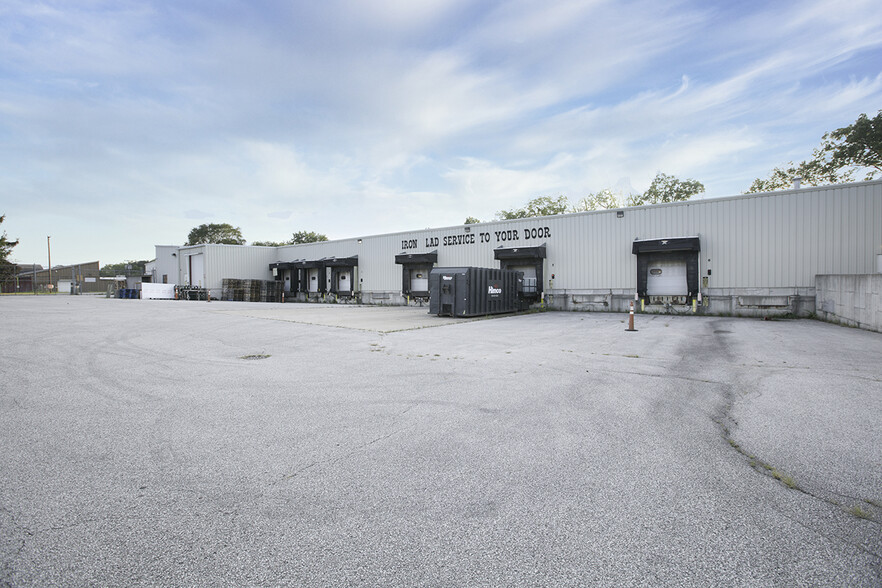 1739 Cassopolis St, Elkhart, IN for sale - Building Photo - Image 3 of 27