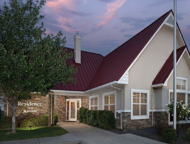Plus de détails pour Residence Inn & Courtyard Chico – Services hôteliers à vendre, Chico, CA