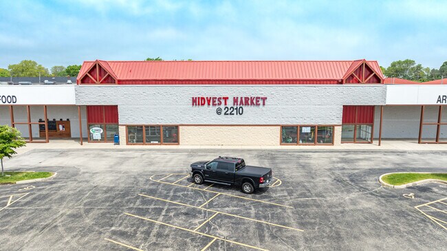 More details for 2210-2400 Rapids Dr, Racine, WI - Retail for Sale