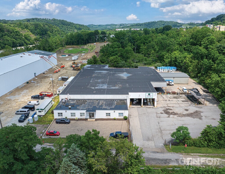 6000 Scott Rd, Coraopolis, PA for sale - Building Photo - Image 1 of 17