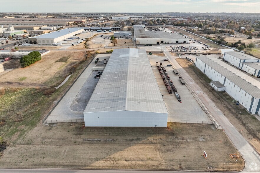 3341 S Council Rd, Oklahoma City, OK à vendre - Aérien - Image 2 de 6