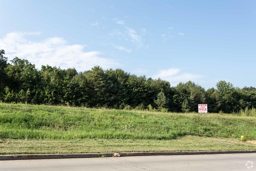 Interstate Blvd, Youngstown, OH for sale - Primary Photo - Image 1 of 1