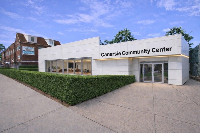 Plus de détails pour 1880 Rockaway Pky, Brooklyn, NY - Bureau, Bureau/Commerce de détail à louer