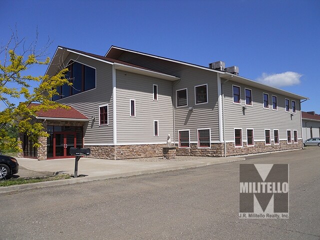 13700 Olean Rd, Sardinia, NY à louer - Photo du bâtiment - Image 2 de 12