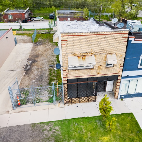 19510 W Warren Ave, Detroit, MI à vendre - Photo du bâtiment - Image 2 de 21