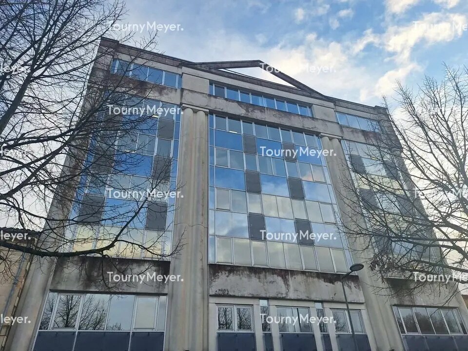 Bureau dans Bordeaux à louer Photo du bâtiment- Image 1 de 8